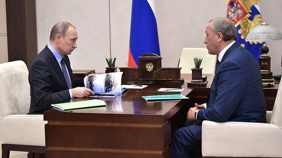 Владимир Путин зачитал Валерию Радаеву жалобы саратовцев на действия власти