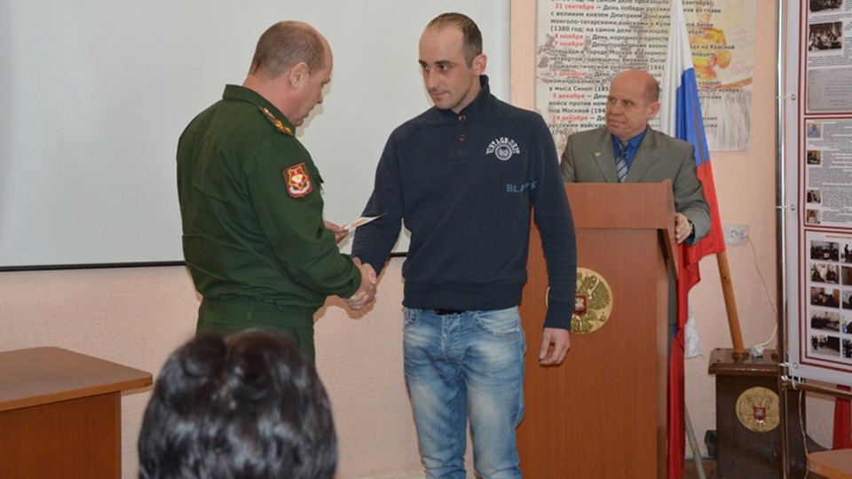 Военнослужащий из Энгельса получил медаль за Сирию