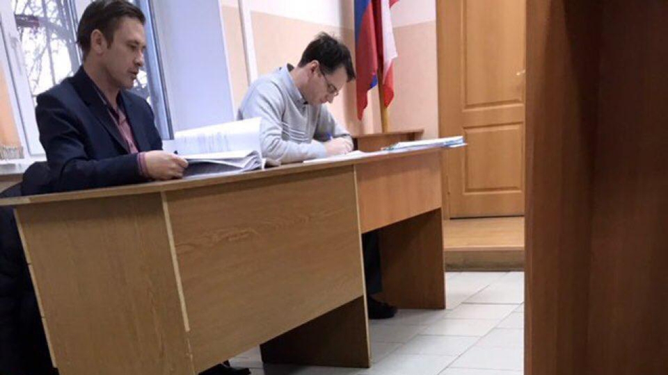 Саратовский прокурор представлял гособвинение без формы