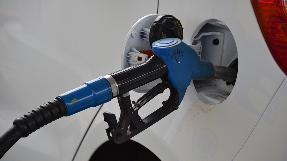 Саратовская область стала антипримером резкого роста цен на бензин		 502 8				 21 мая 17:53