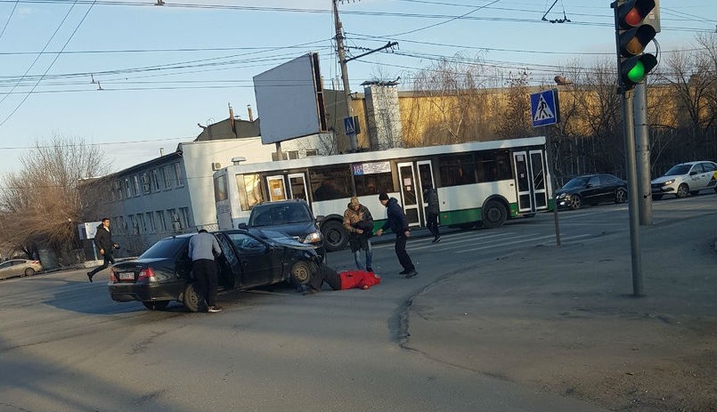 В столкновении машин на проспекте 50 лет Октября пострадала пассажирка