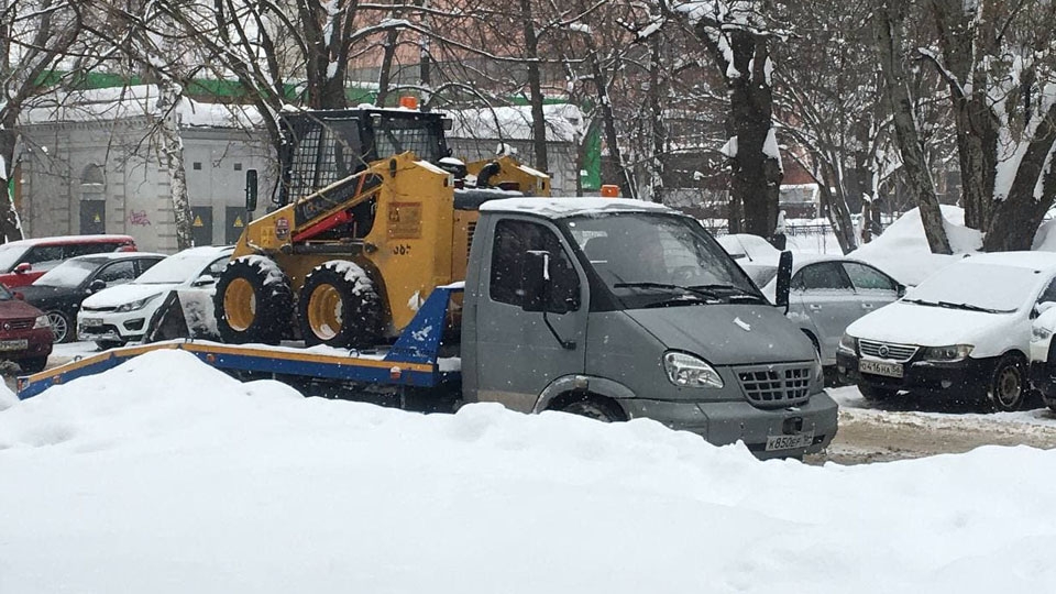 Уборка снега в Саратове. Названы новые улицы под эвакуацию машин