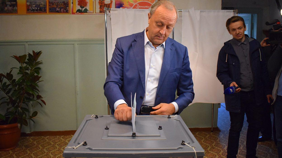 Валерий Радаев получил право баллотироваться на третий срок