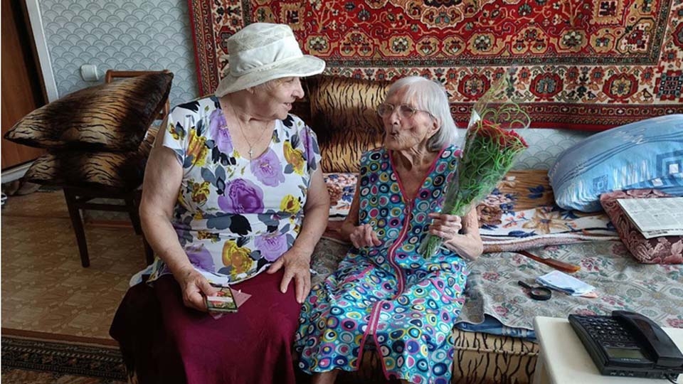 В Саратове медсестра Великой Отечественной отметила 104-й день рождения