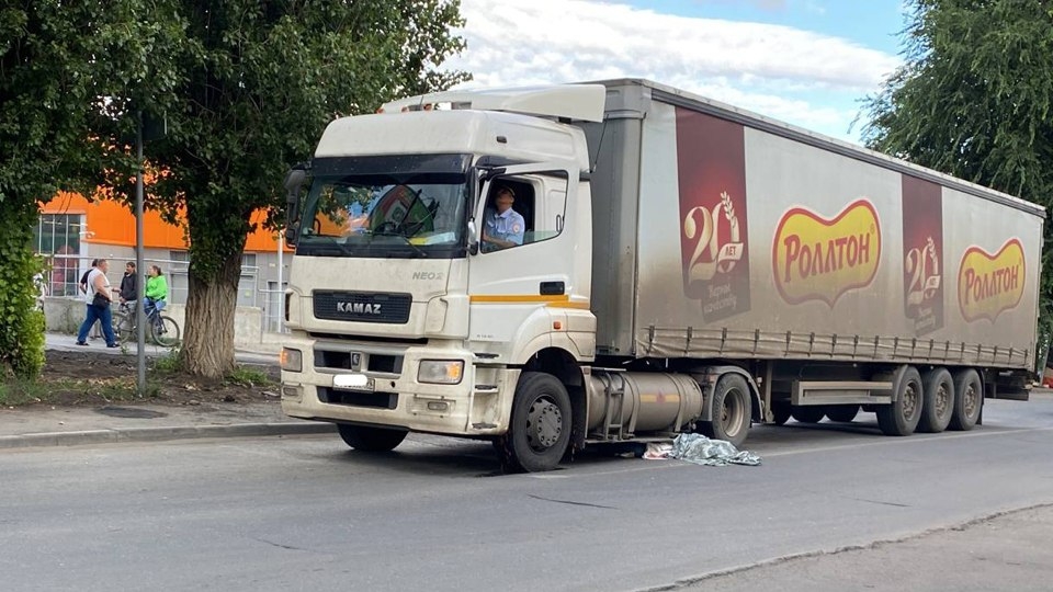 Мэрия Саратова о грузовиках в городе: "Они могут совершать движение только ночью"