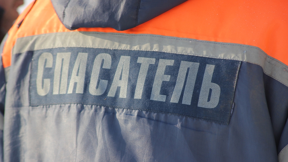 За час спасатели из Балакова освободили двух запертых в квартирах пенсионерок