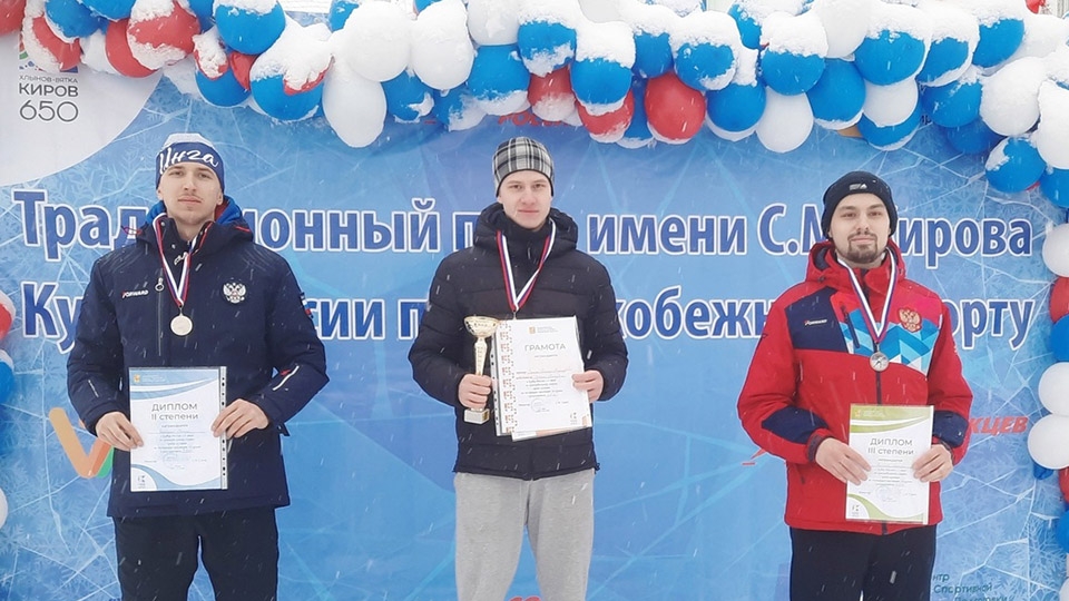 Саратовский конькобежец стал мультимедалистом Кубка России