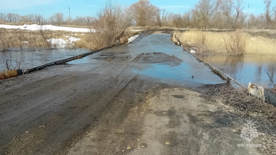 Паводок. В Саратовской области подтоплено уже пять мостов