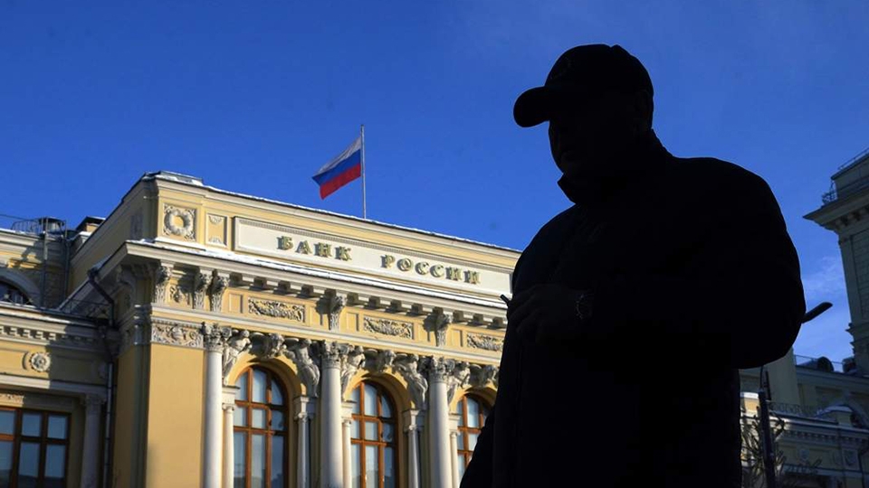 Россияне резко сократили спрос на потребкредиты и ипотеку