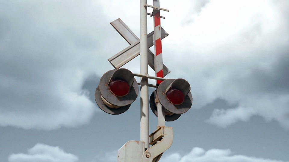 В Саратове дважды закроют железнодорожный переезд