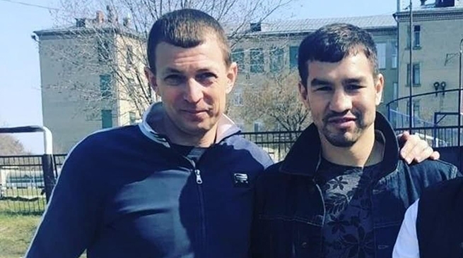 Бывший боксер Артем Чеботарев и его "разбойник"