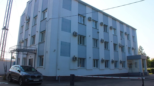 "Бизнес-центр" для депутатских фирм в Энгельсе. Фото Алексея Кошелева