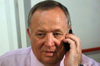 Экс-губернатор возложил на Ларионова вину за рост госдолга области