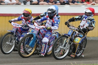 иллюстрации  Болельщики СК “Турбина” просят Валерия Радаева спасти клуб