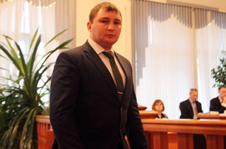 Кандидаты в судьи пытаются скрыть свои биографии от общественности