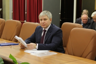 Председатель облсуда и депутат призвали повременить с назначением судьи