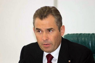 Павел Астахов в Саратове: “Со сберкнижек детей собирали деньги!”