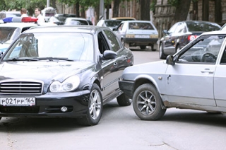 Иномарка с “прокурорскими” номерами попала в ДТП на Григорьева