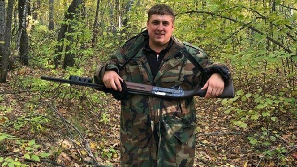 Дело бутлегеров. Тысячи бутылок вещдоков исчезли, журналиста удалили из зала суда Дело бутлегеров. Тысячи бутылок вещдоков исчезли, журналиста удалили из зала суда